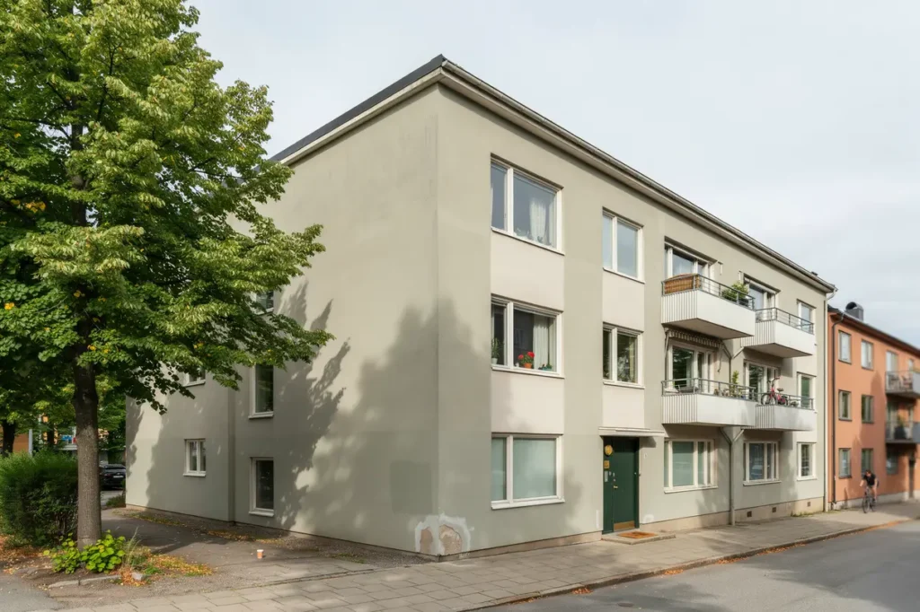 fasadm lning med kul rbyte p flerbostadshus i roseng rd malm